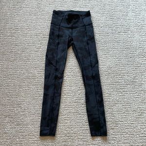 Lululemon women’s past and free legging